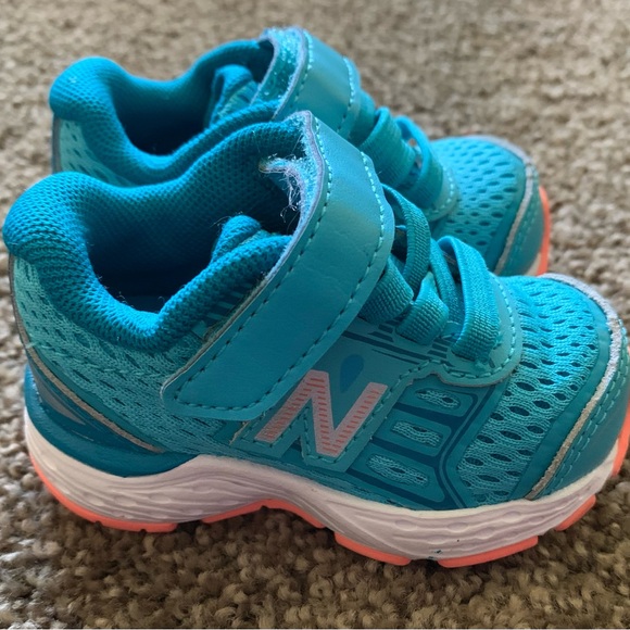 baby New Balance shoes size 2 - EUC - Picture 6 of 8